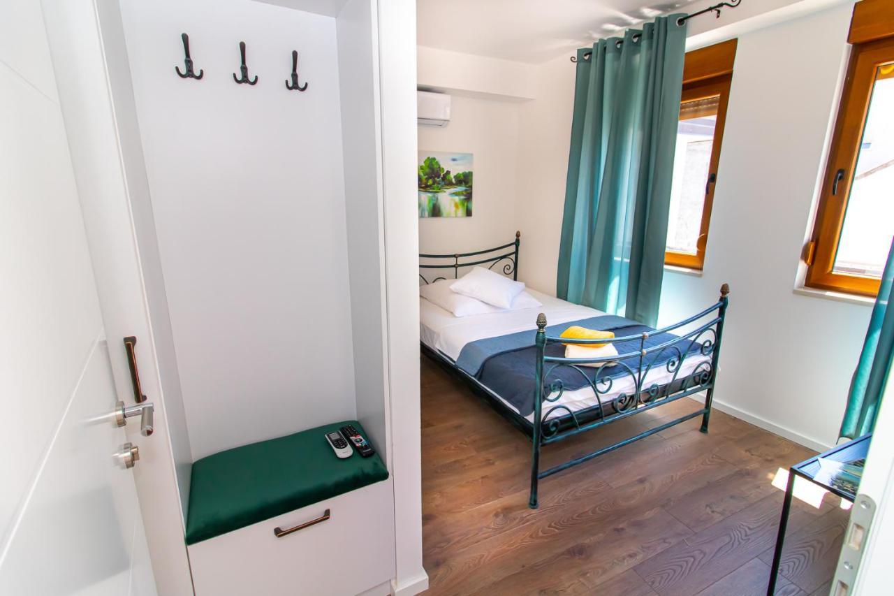 Luxury Apartments Iris Mostar Exterior photo